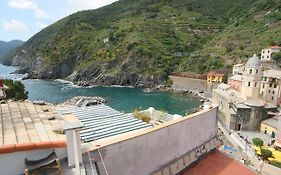 Giuli camera vista mare