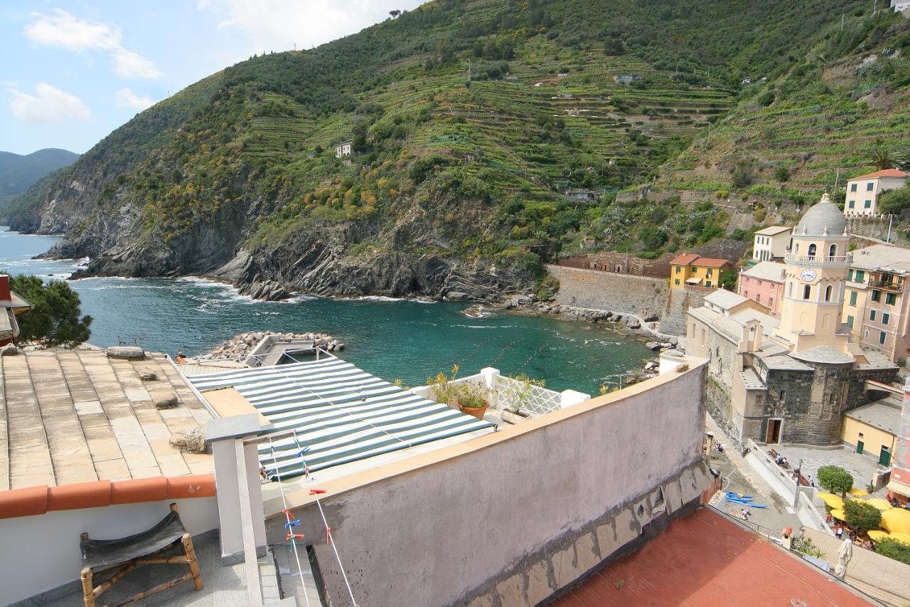 Giuli camera vista mare Vernazza Esterno foto